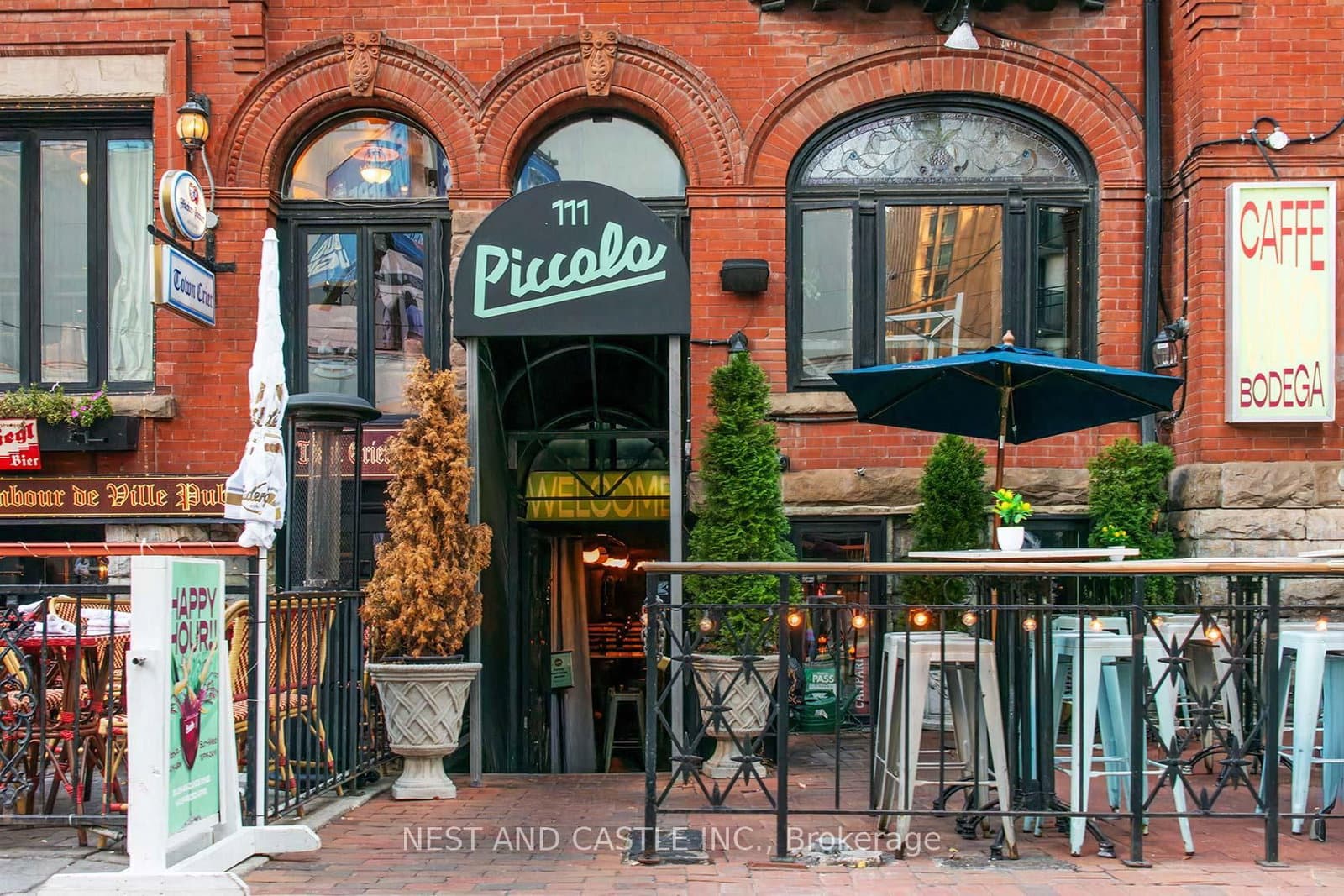327 King Street W, Unit 4104 thumbnail 34