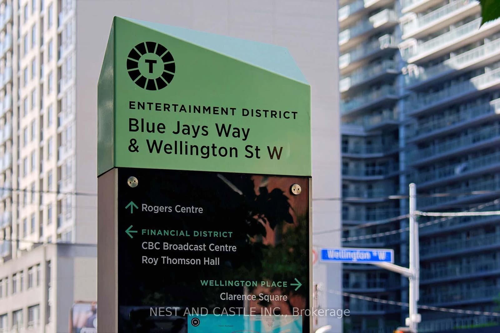 327 King Street W, Unit 4104 thumbnail 37