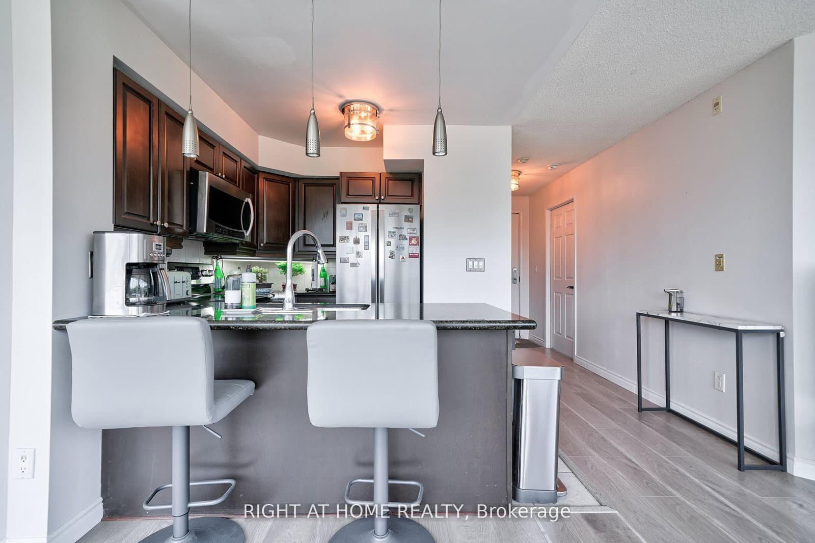 18 Valley woods Road, Unit 813 thumbnail 10
