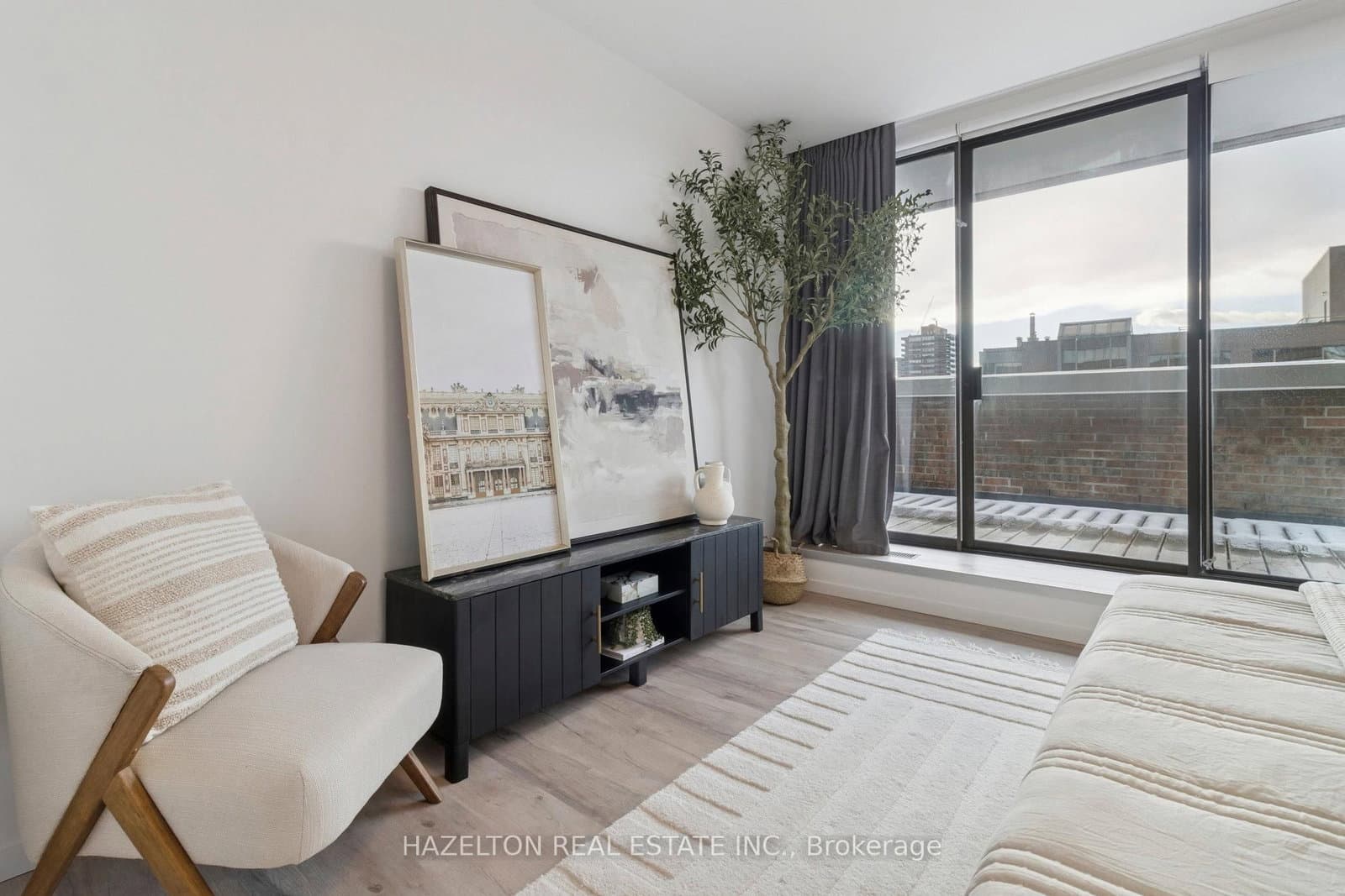 55A Avenue Road, Unit 405 thumbnail 17