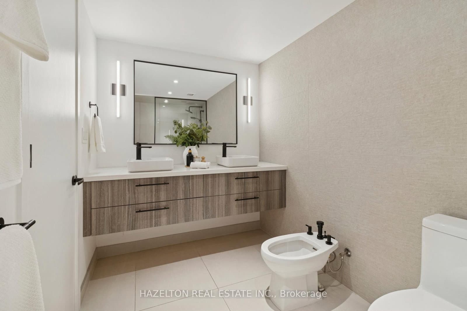 55A Avenue Road, Unit 405 thumbnail 20