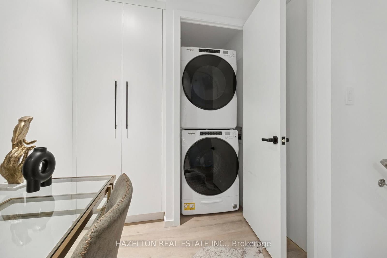 55A Avenue Road, Unit 405 thumbnail 25