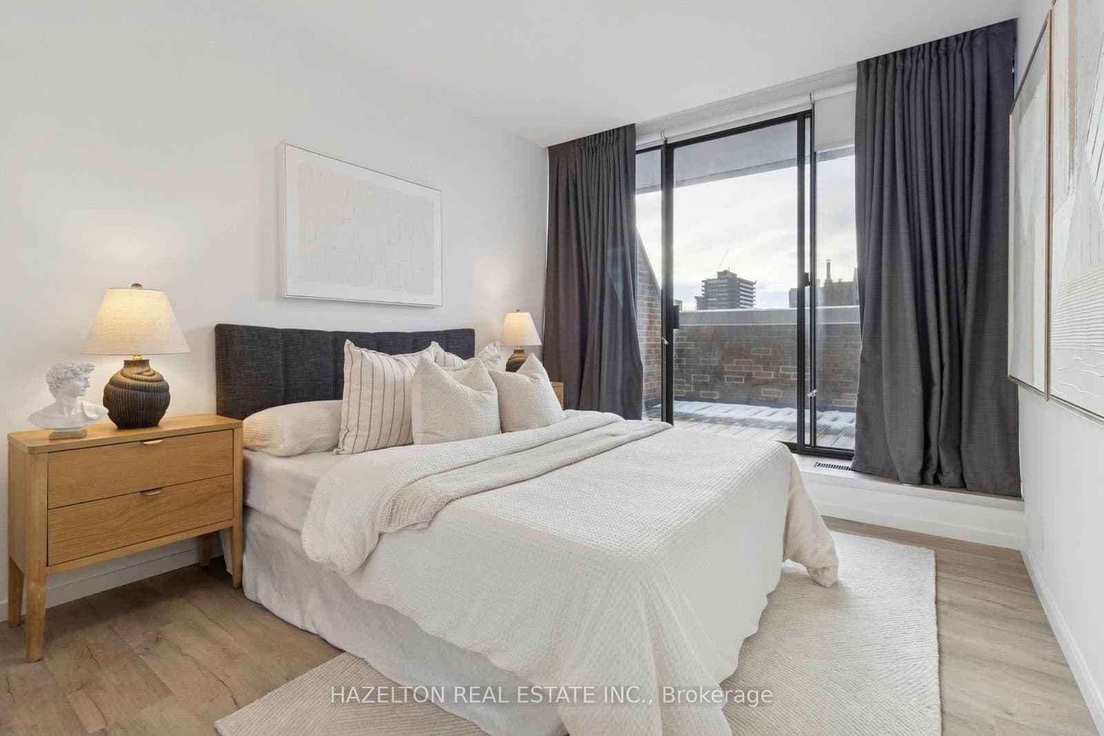 55A Avenue Road, Unit 405 thumbnail 26