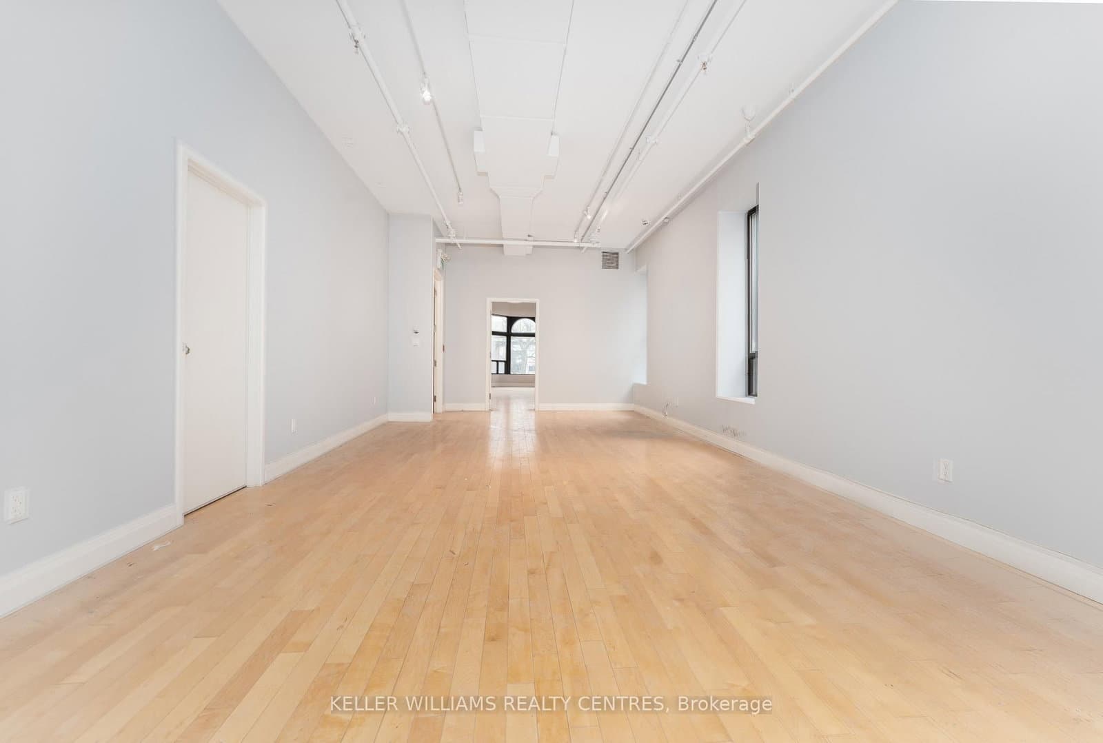 489 Queen Street W, Unit 201 thumbnail 3