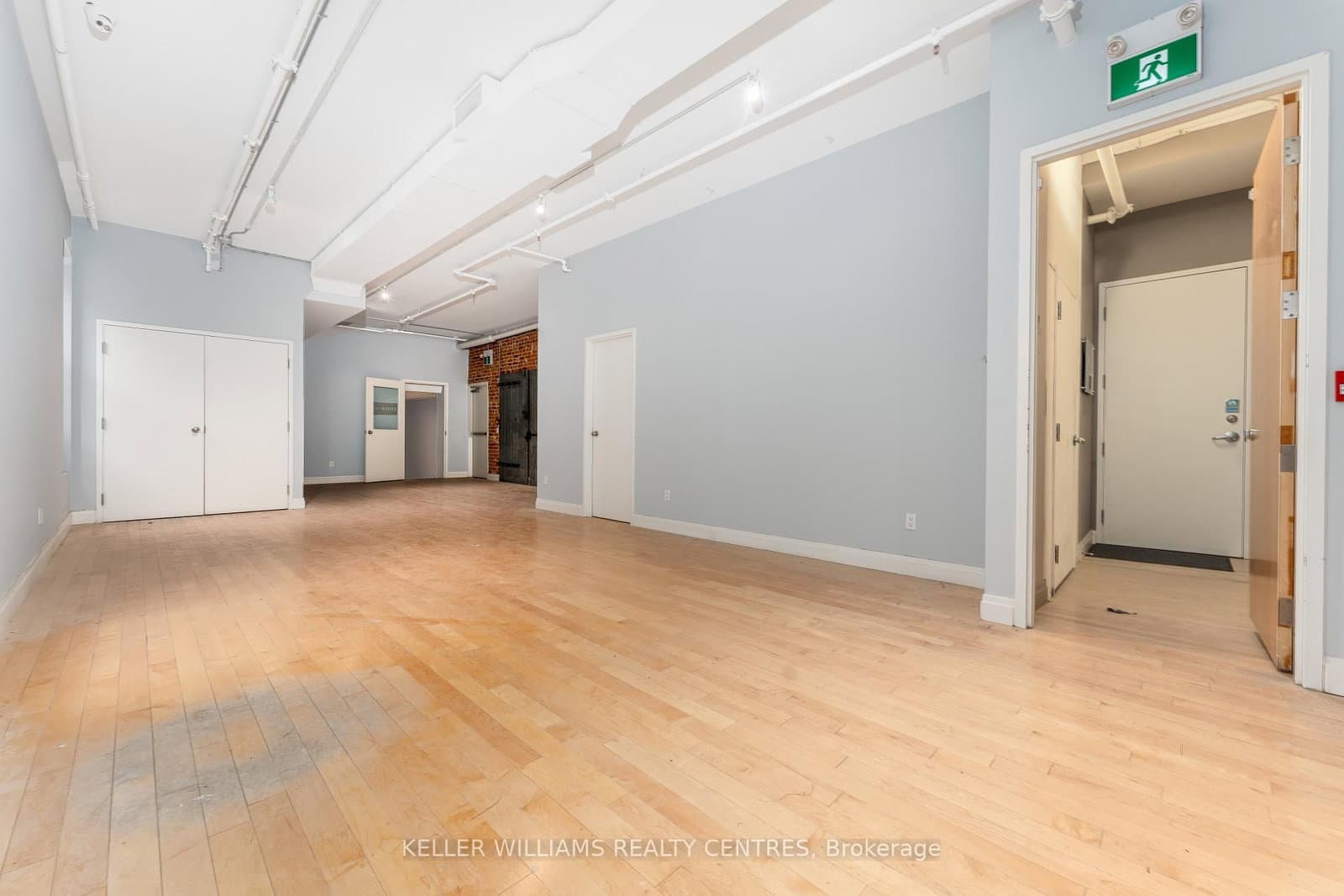 489 Queen Street W, Unit 201 thumbnail 5