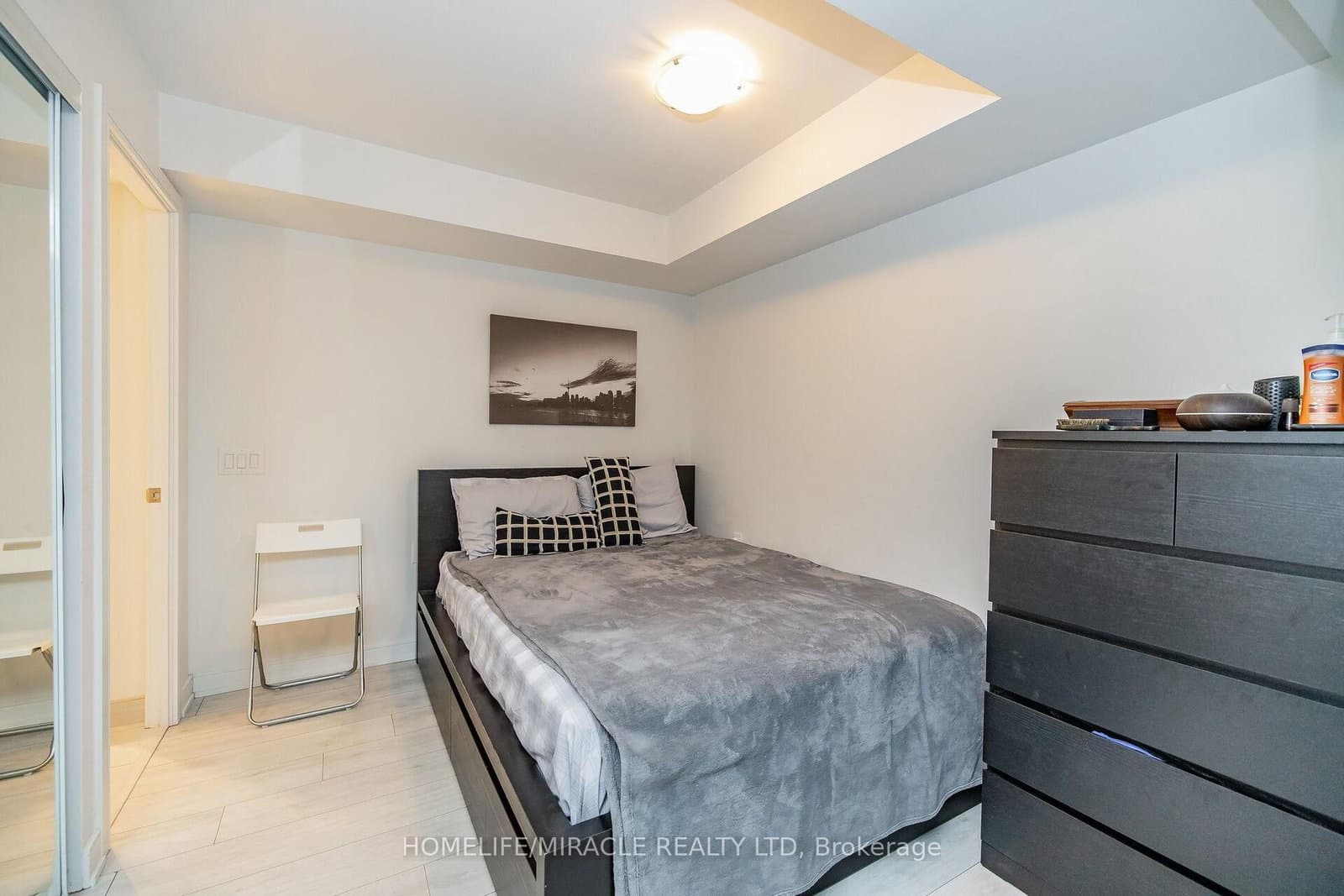 525 Adelaide Street W, Unit 501 thumbnail 13