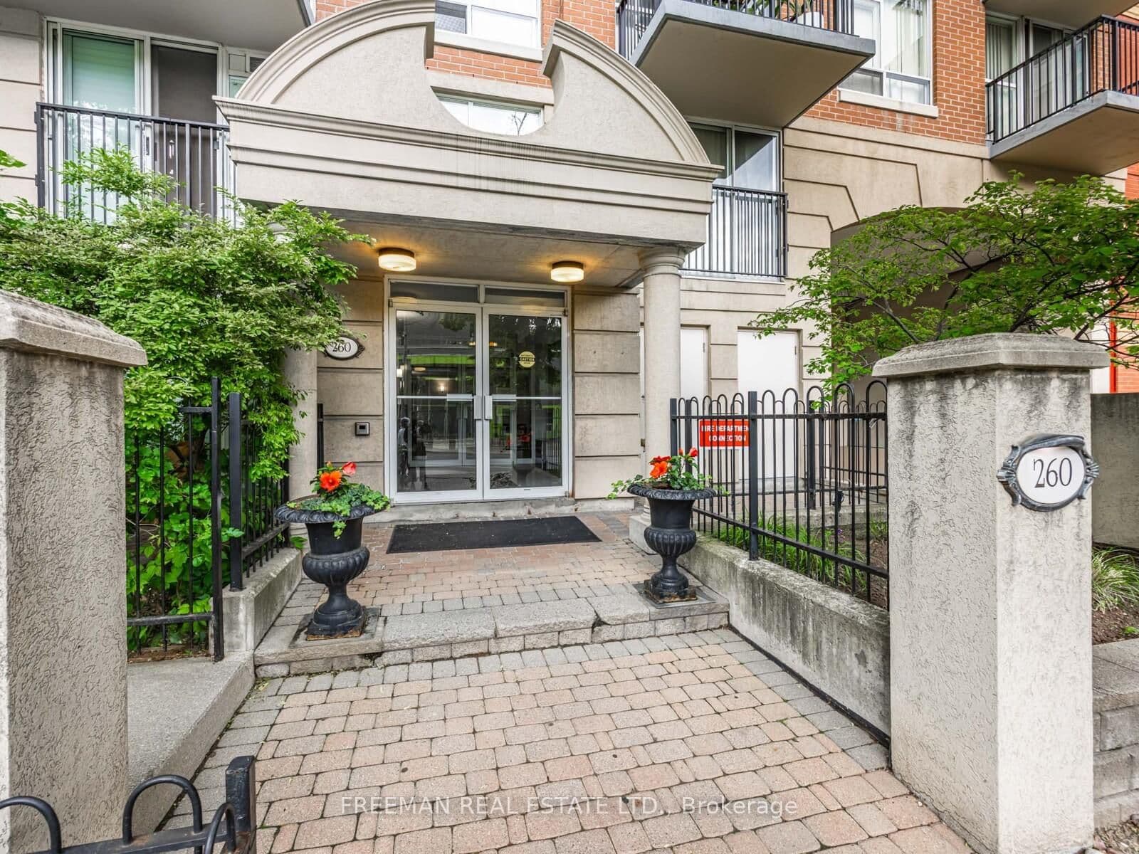 260 Merton Street, Unit 508 thumbnail 2