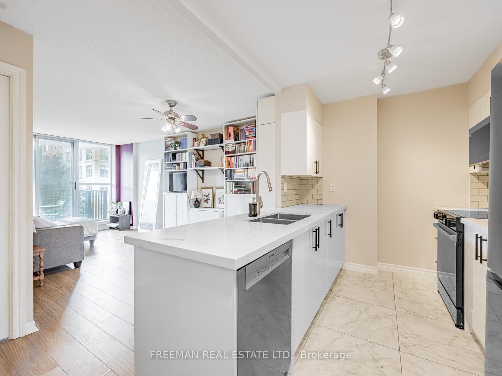 260 Merton Street, Unit 508 thumbnail 5