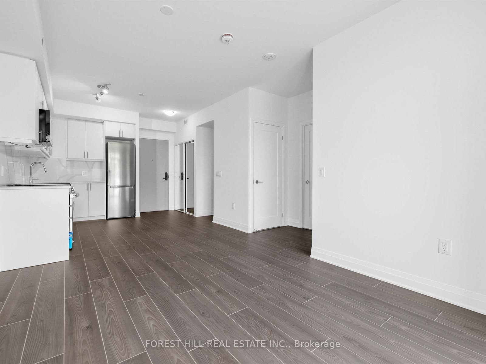 700 Sheppard Avenue W, Unit 602 thumbnail 15