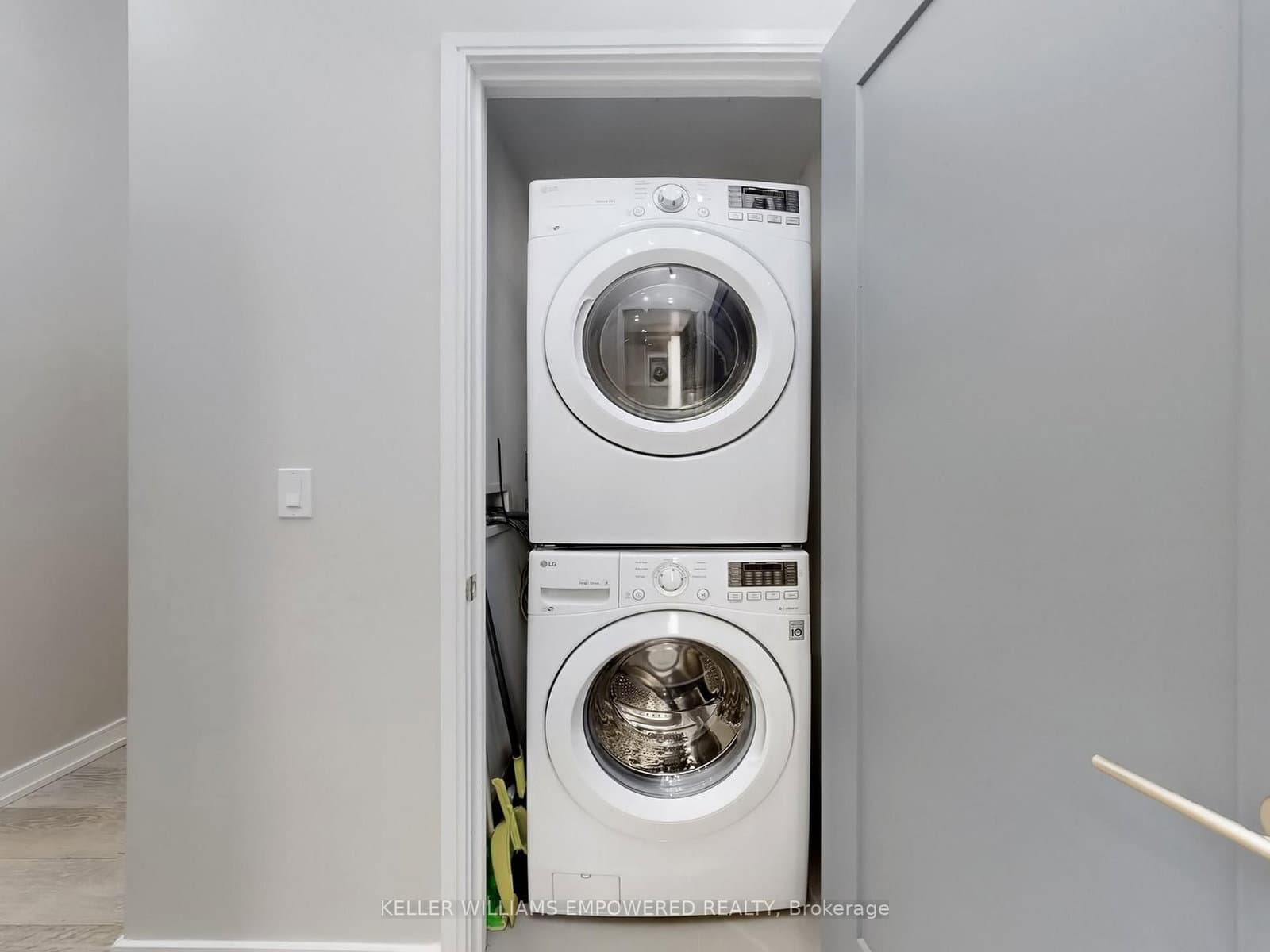 88 Scott Street, Unit 307 thumbnail 13