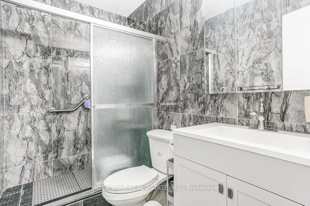 10 Sunny Glenway, Unit 708 thumbnail 17