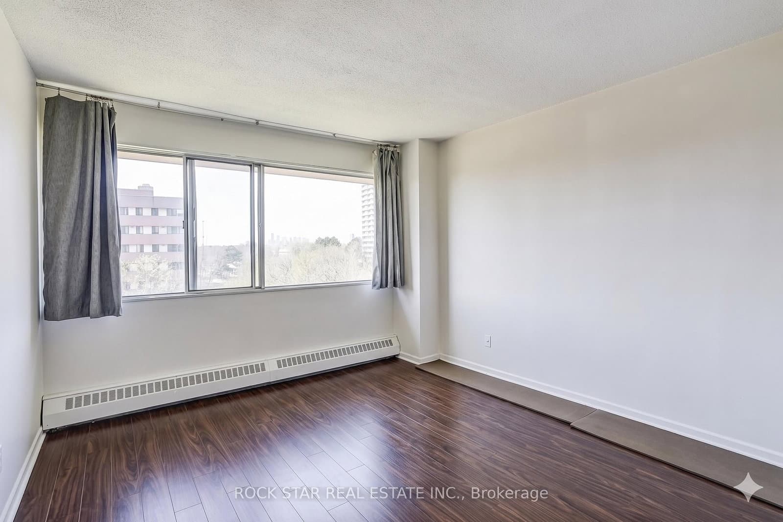 10 Sunny Glenway, Unit 708 thumbnail 20