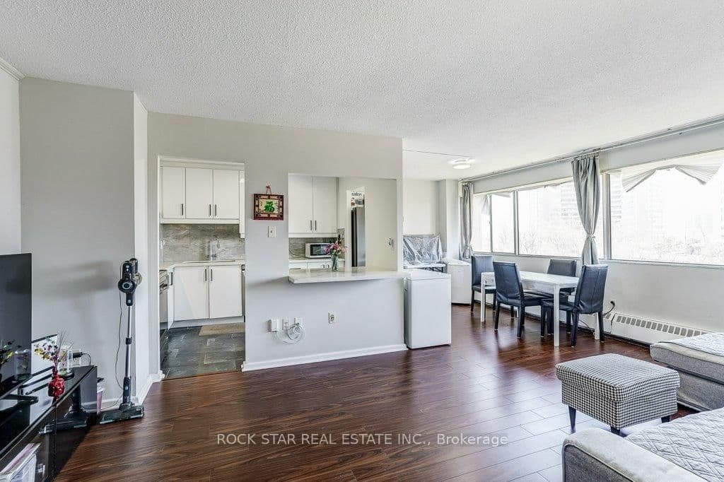 10 Sunny Glenway, Unit 708 thumbnail 7