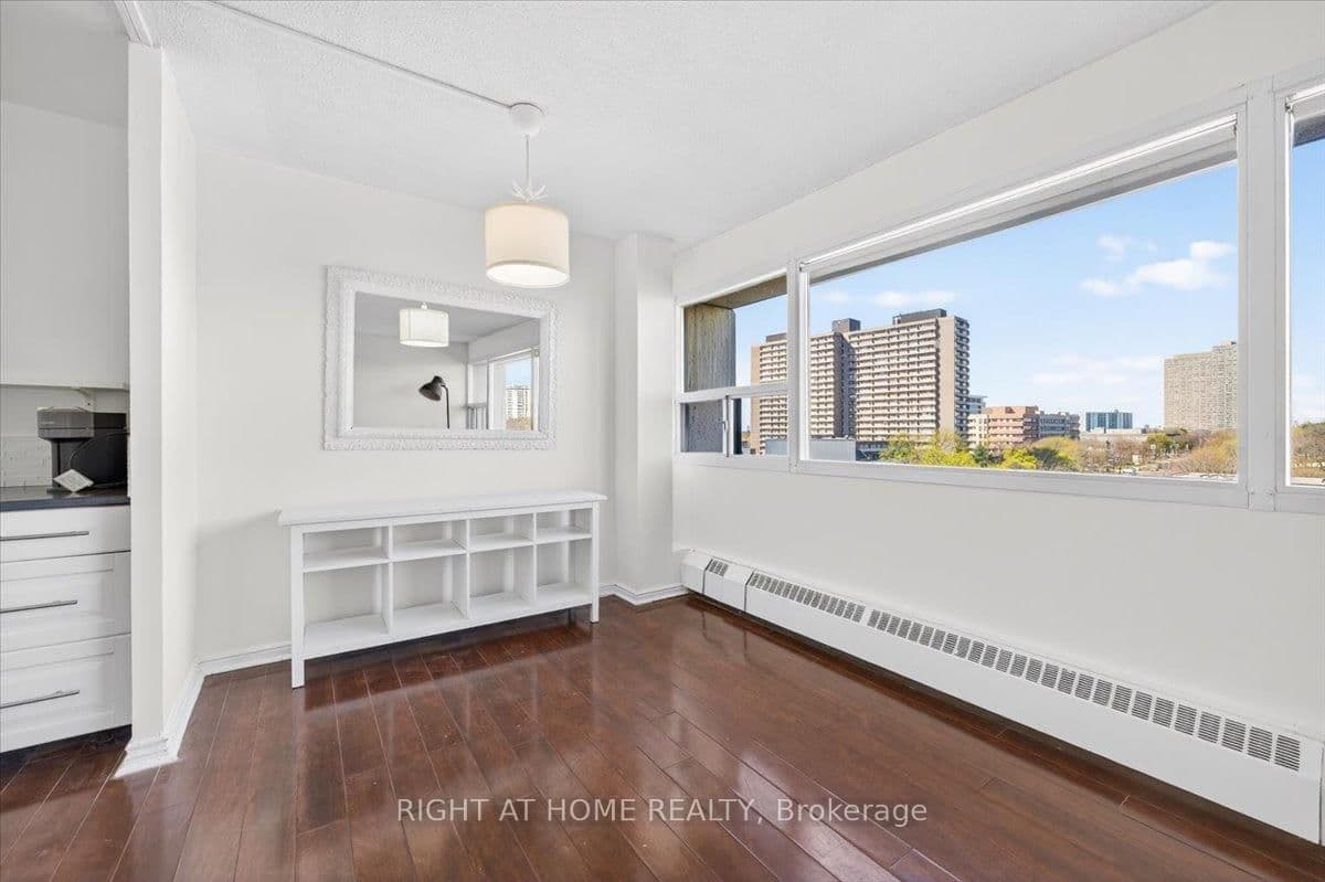 100 Leeward Glenway, Unit 708 thumbnail 12