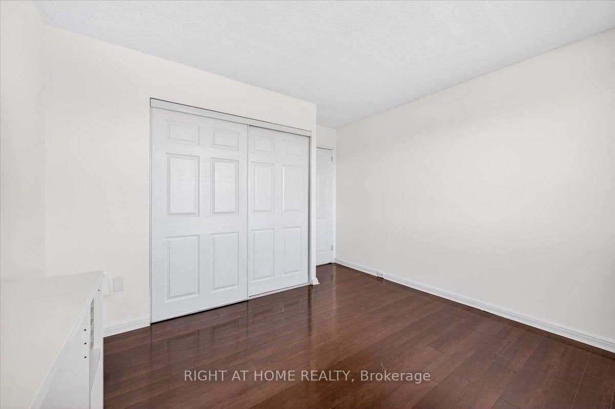 100 Leeward Glenway, Unit 708 thumbnail 18