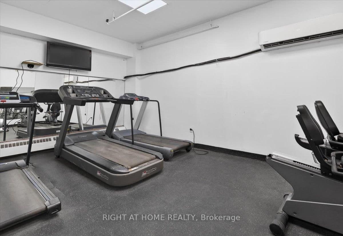 100 Leeward Glenway, Unit 708 thumbnail 25