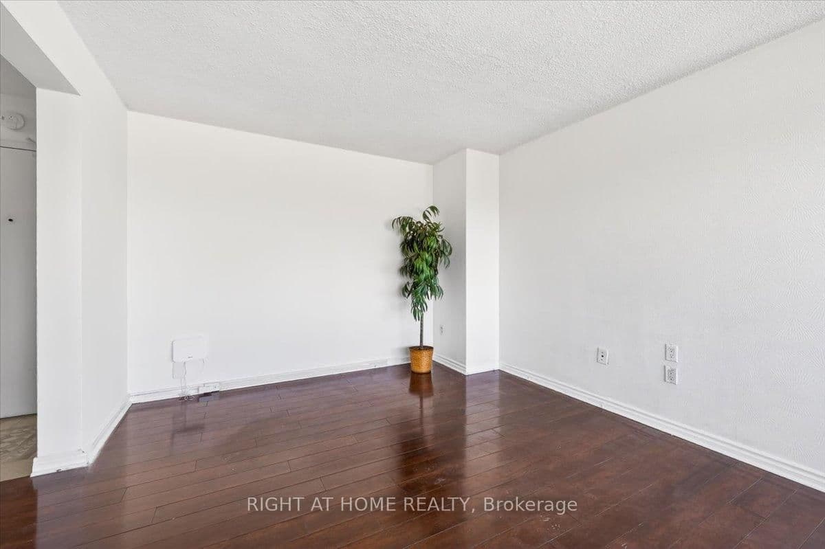 100 Leeward Glenway, Unit 708 thumbnail 7