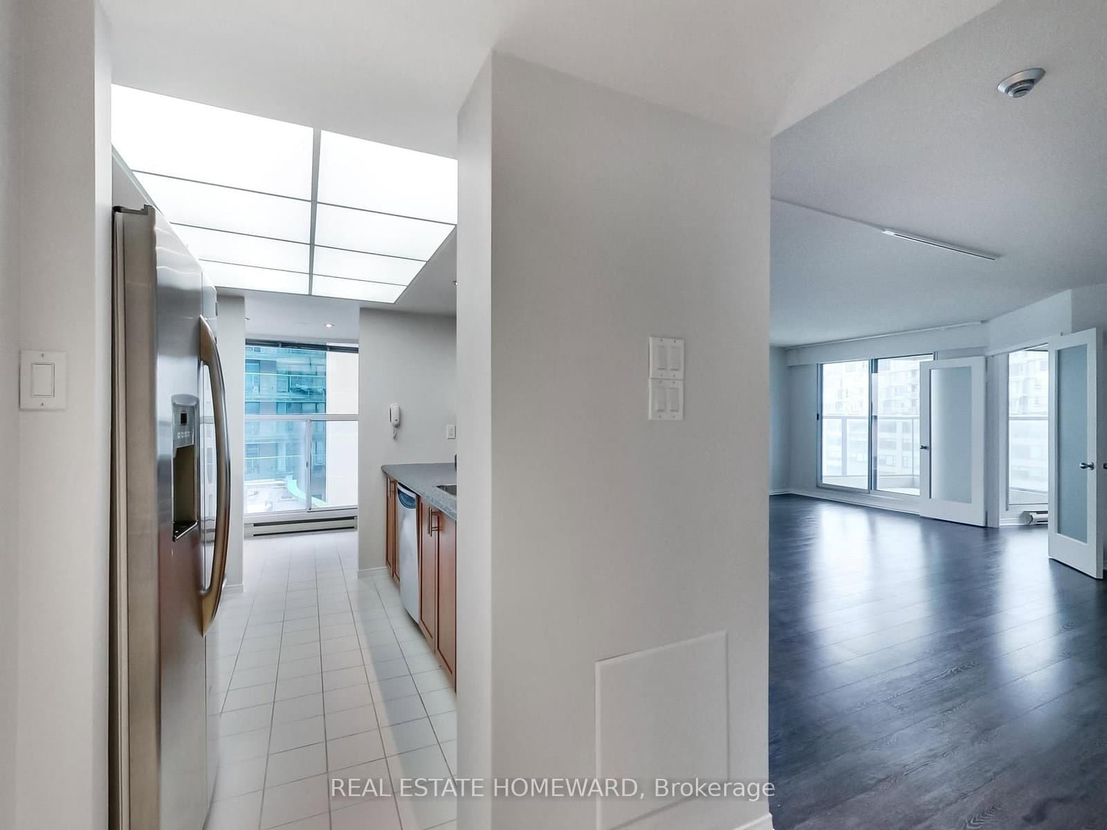 77 Harbour Square, Unit 1208 thumbnail 11