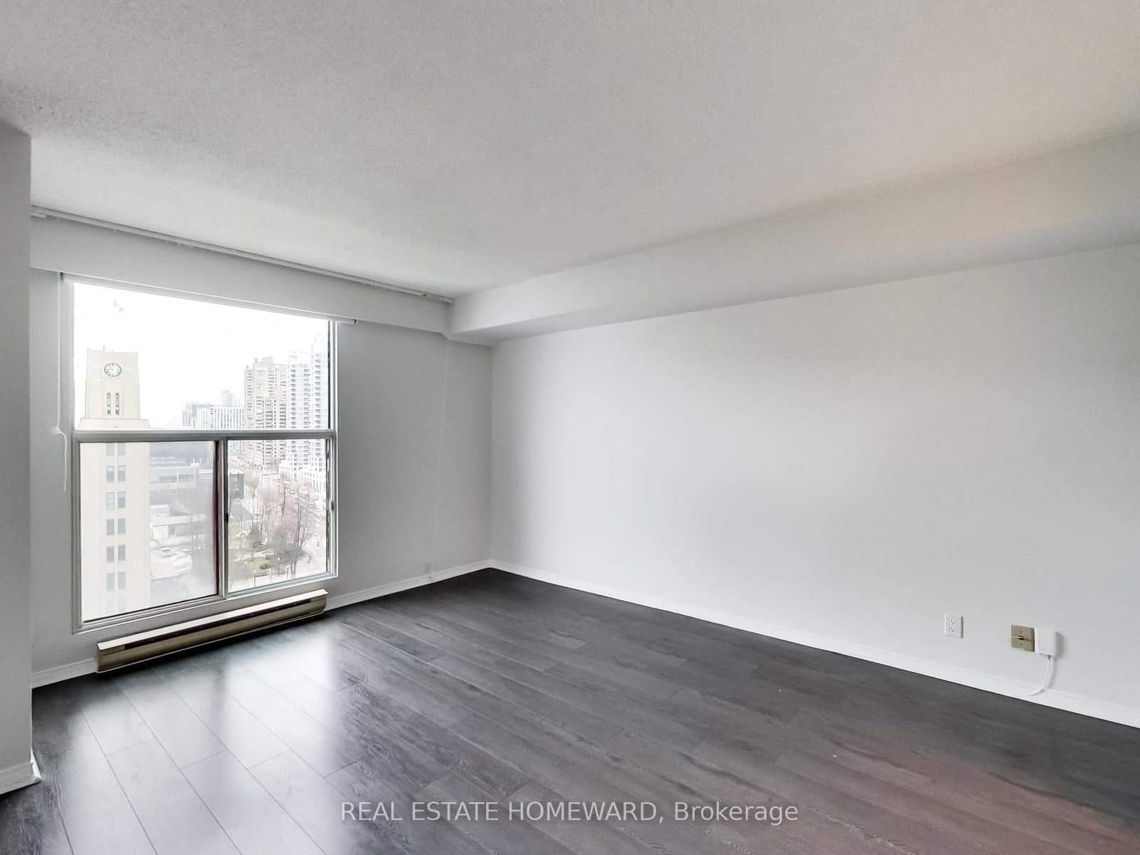 77 Harbour Square, Unit 1208 thumbnail 27