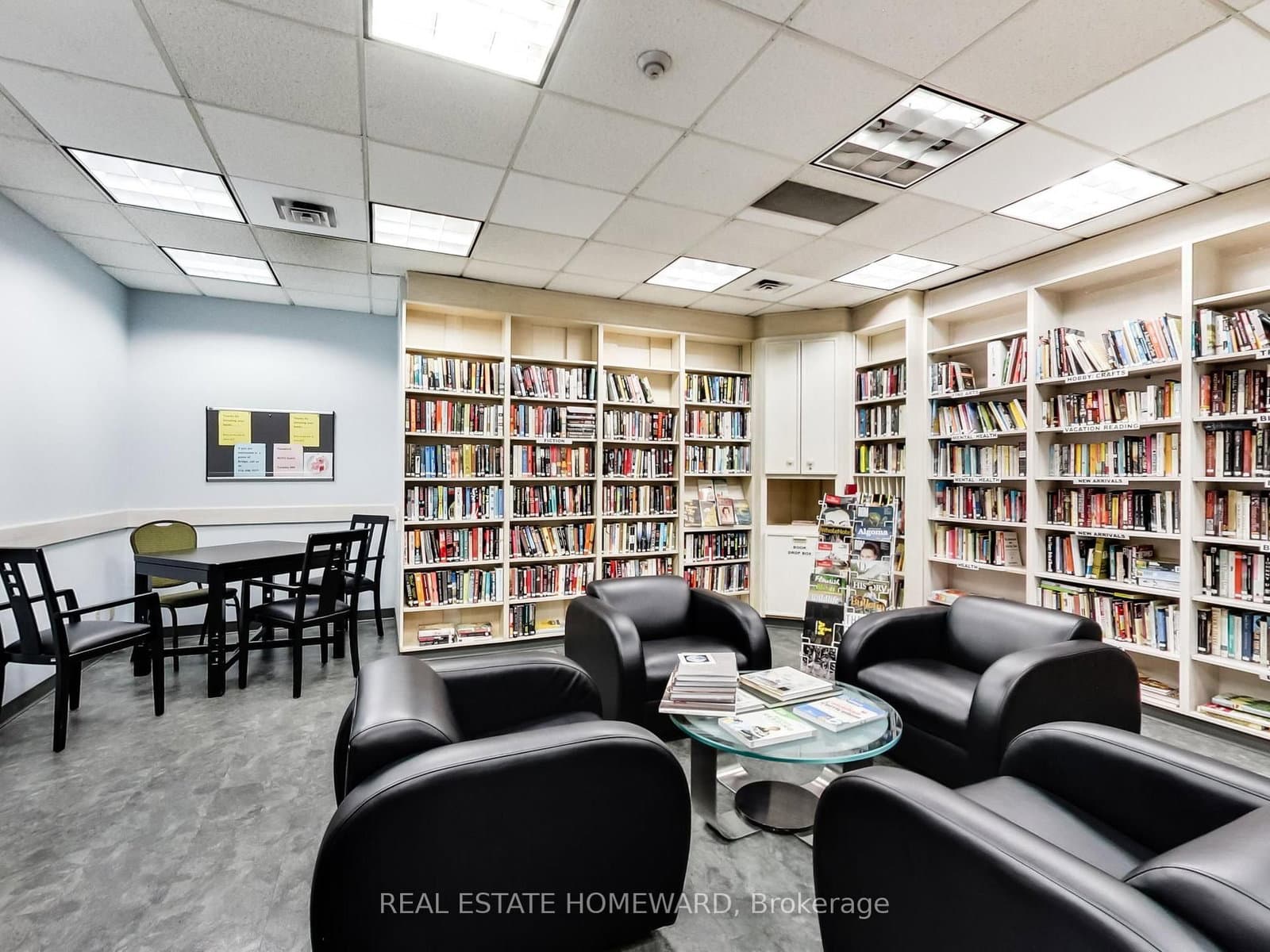 77 Harbour Square, Unit 1208 thumbnail 37