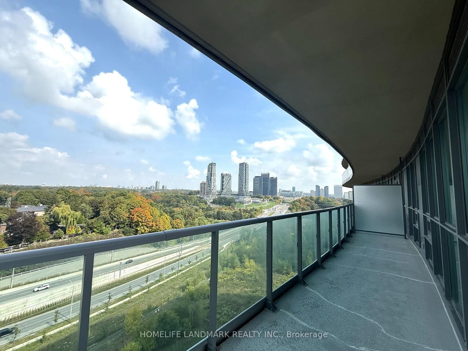 35 Brian Peck Crescent, Unit 901 thumbnail 11