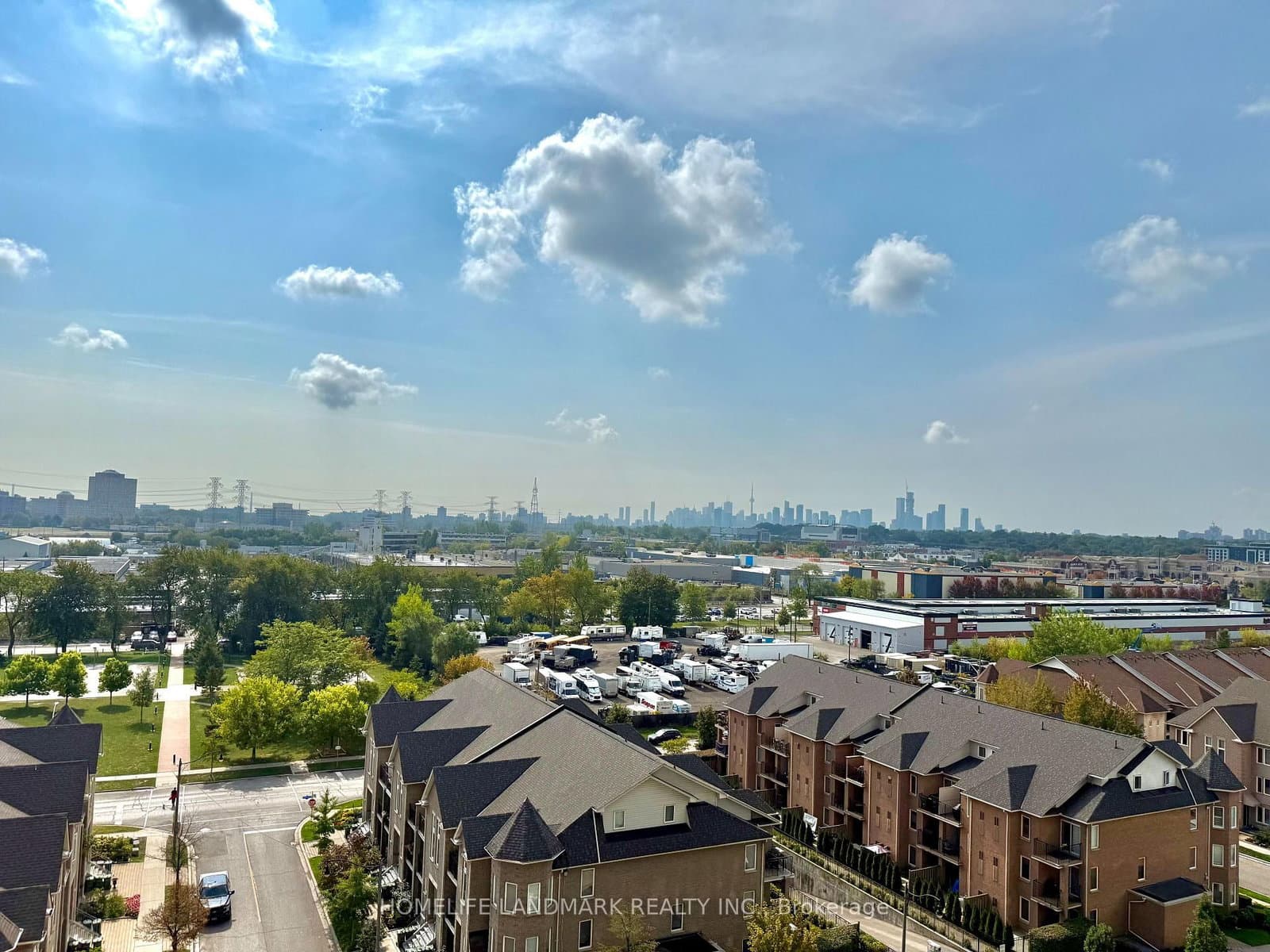 35 Brian Peck Crescent, Unit 901 thumbnail 12