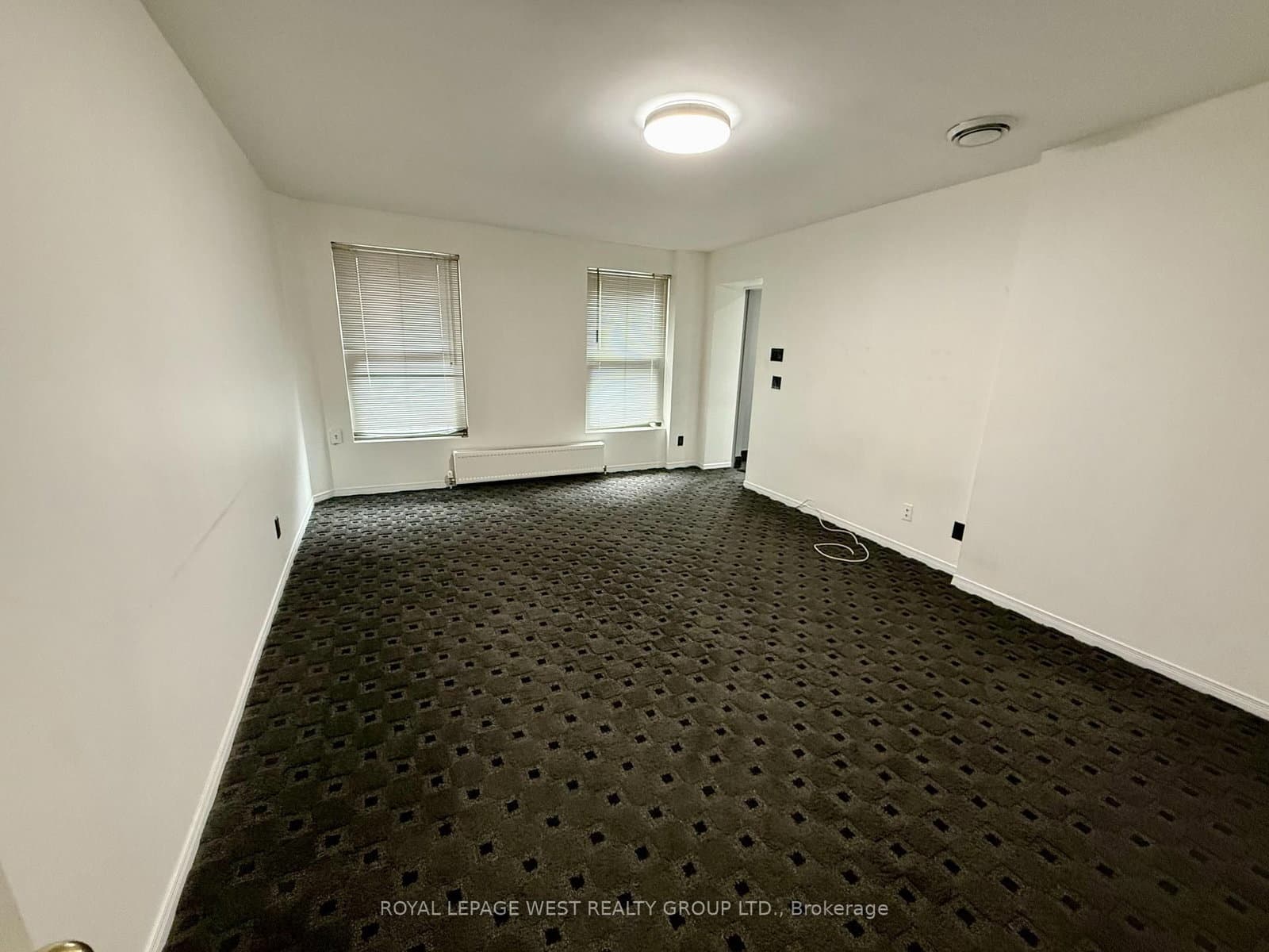 261 Queen Street W, Unit 3 thumbnail 17
