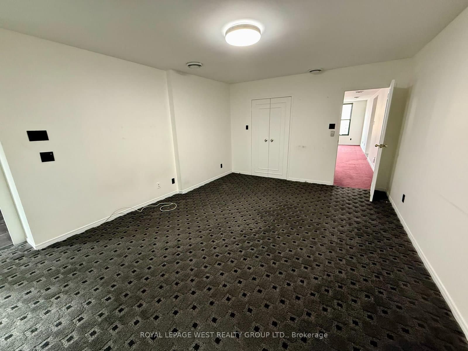 261 Queen Street W, Unit 3 thumbnail 19