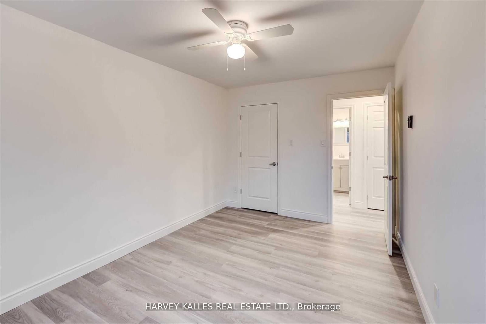 901 Millwood Road, Unit B thumbnail 12