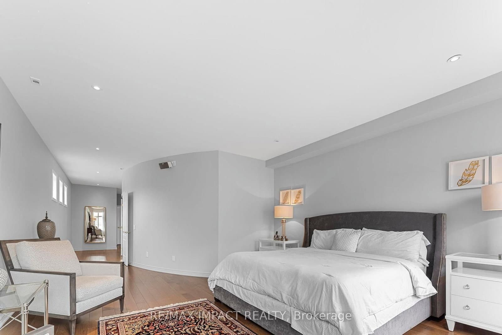 260 Russell Hill Road, Unit 13 thumbnail 23