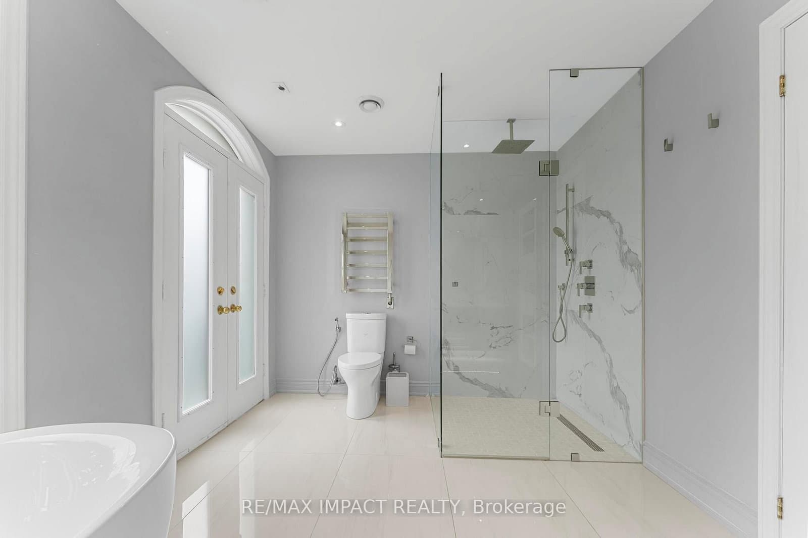 260 Russell Hill Road, Unit 13 thumbnail 26