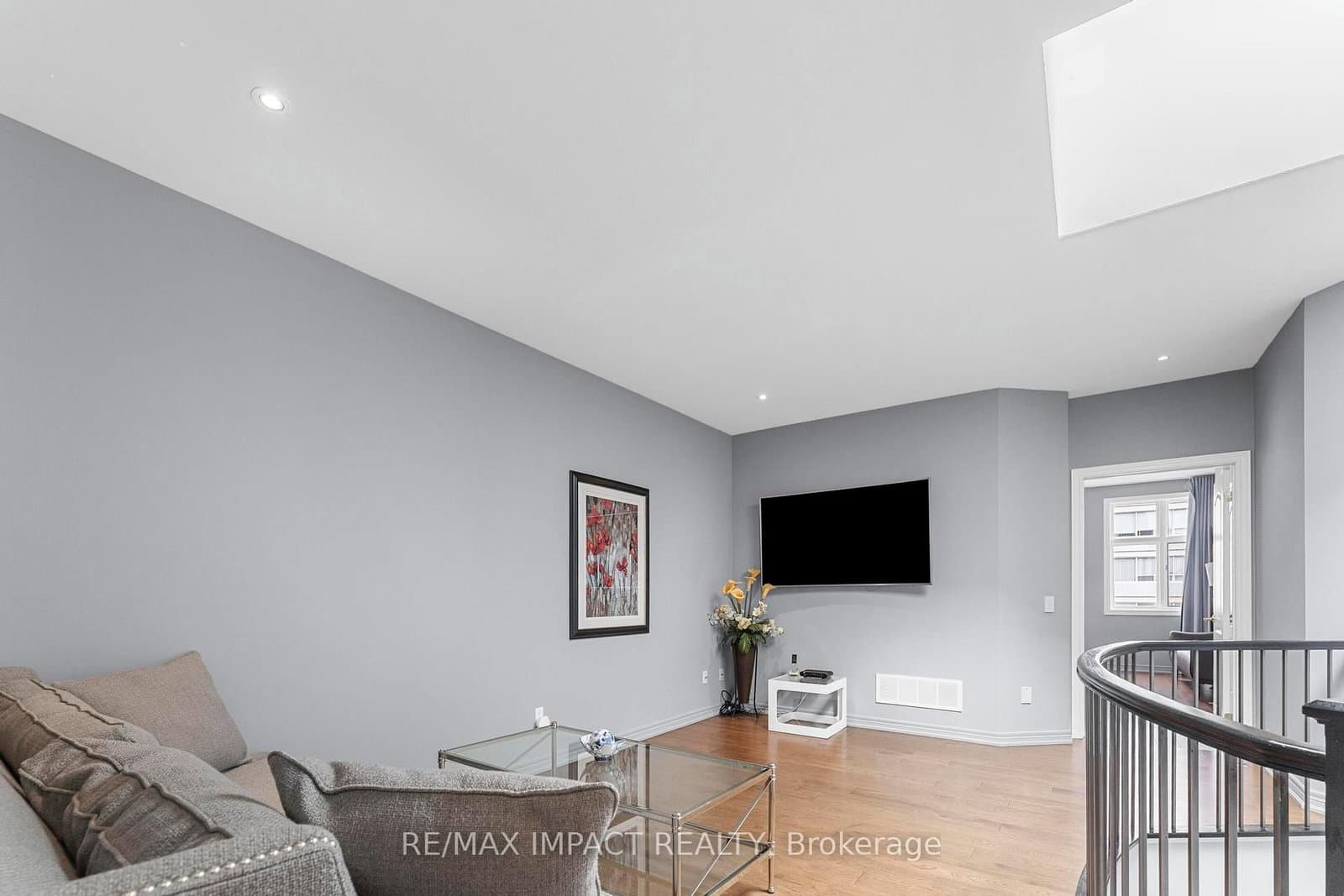 260 Russell Hill Road, Unit 13 thumbnail 37