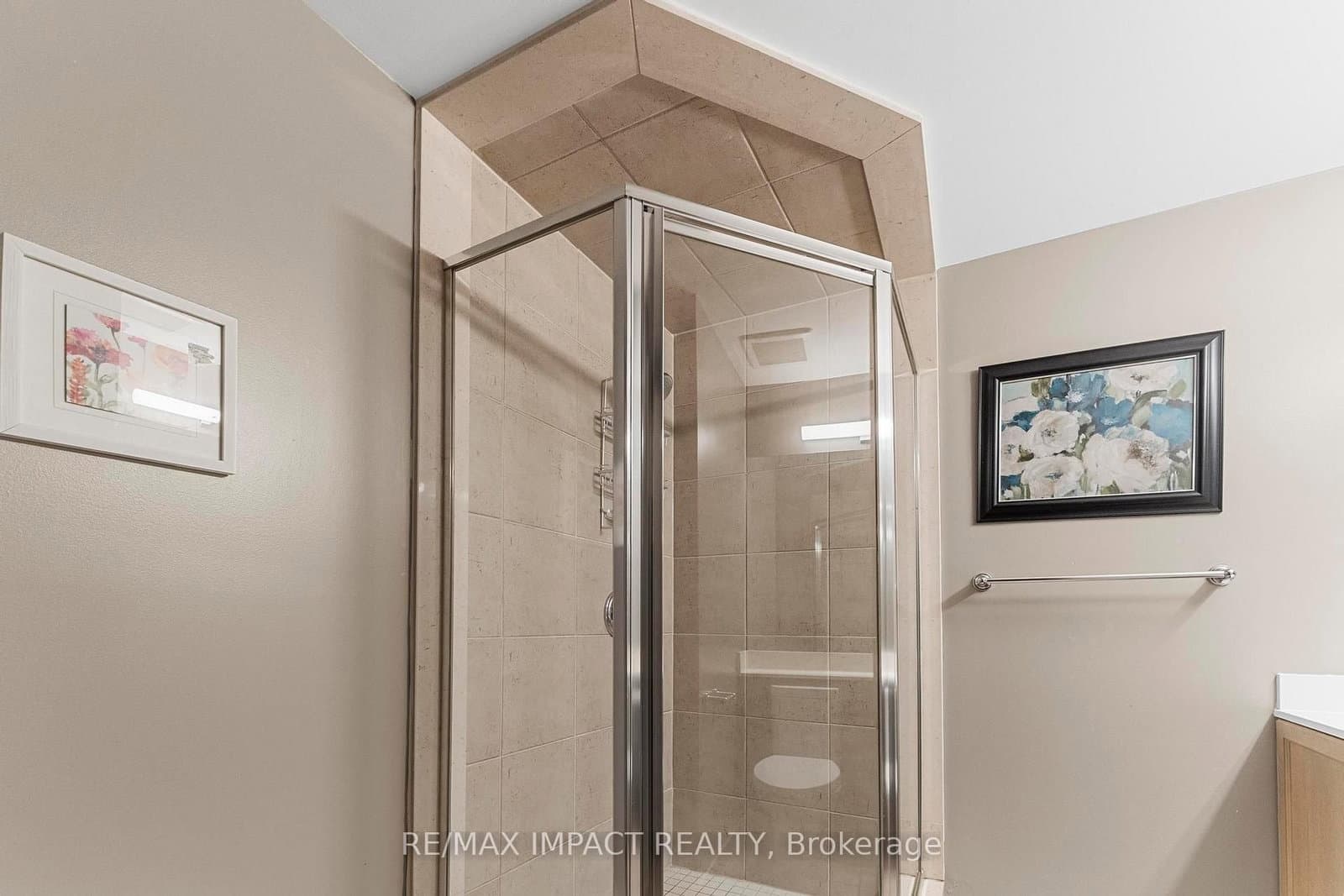 260 Russell Hill Road, Unit 13 thumbnail 42