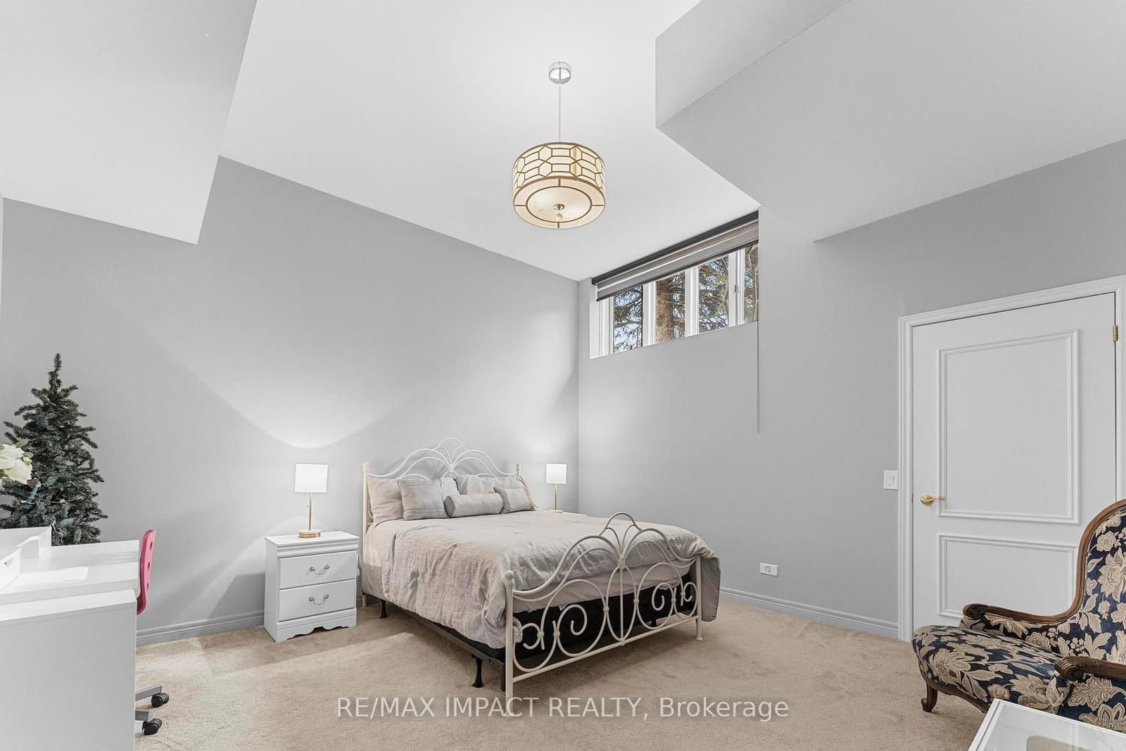 260 Russell Hill Road, Unit 13 thumbnail 44