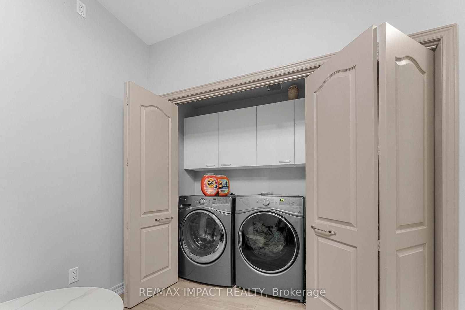 260 Russell Hill Road, Unit 13 thumbnail 46