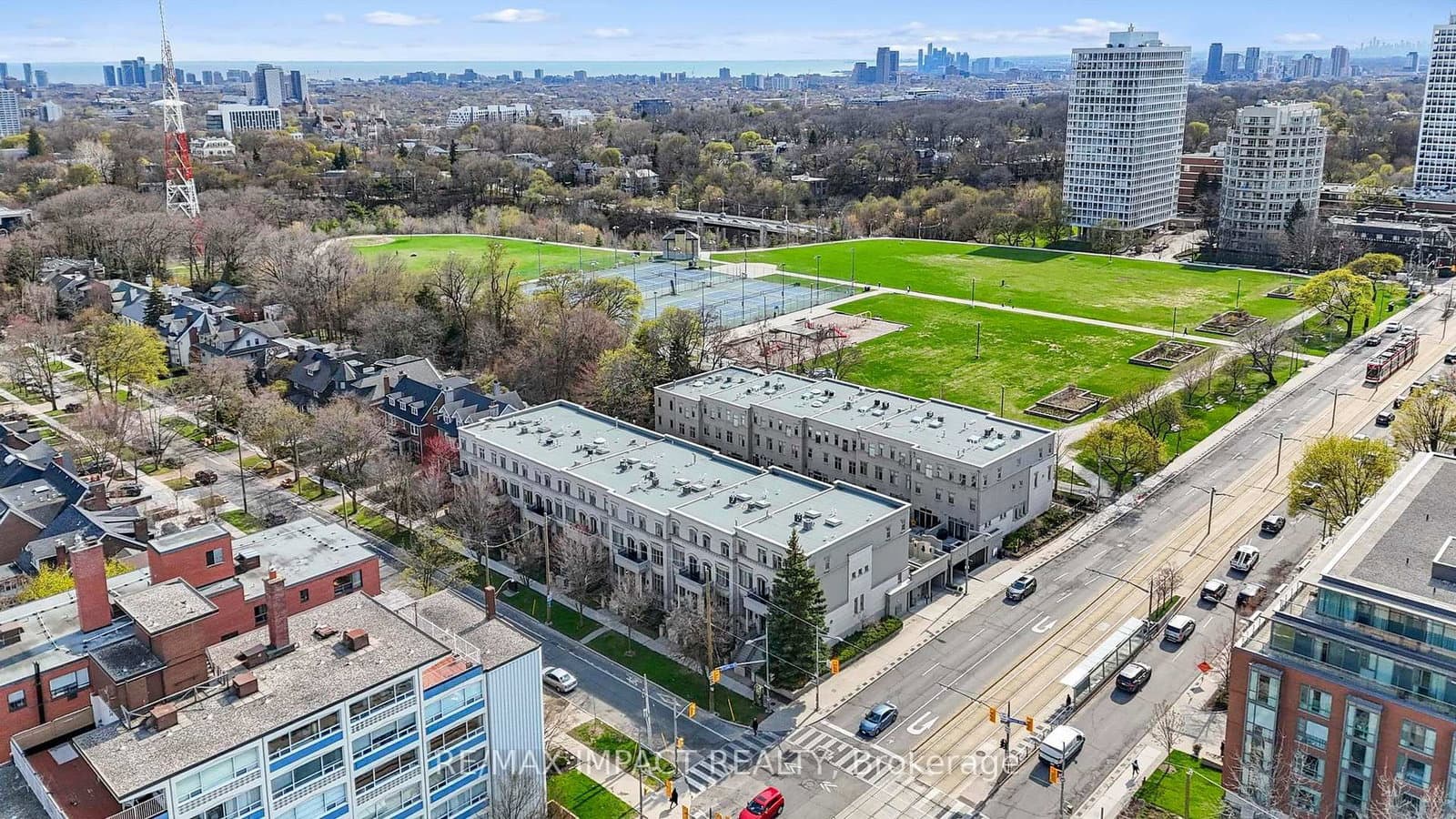 260 Russell Hill Road, Unit 13 thumbnail 50