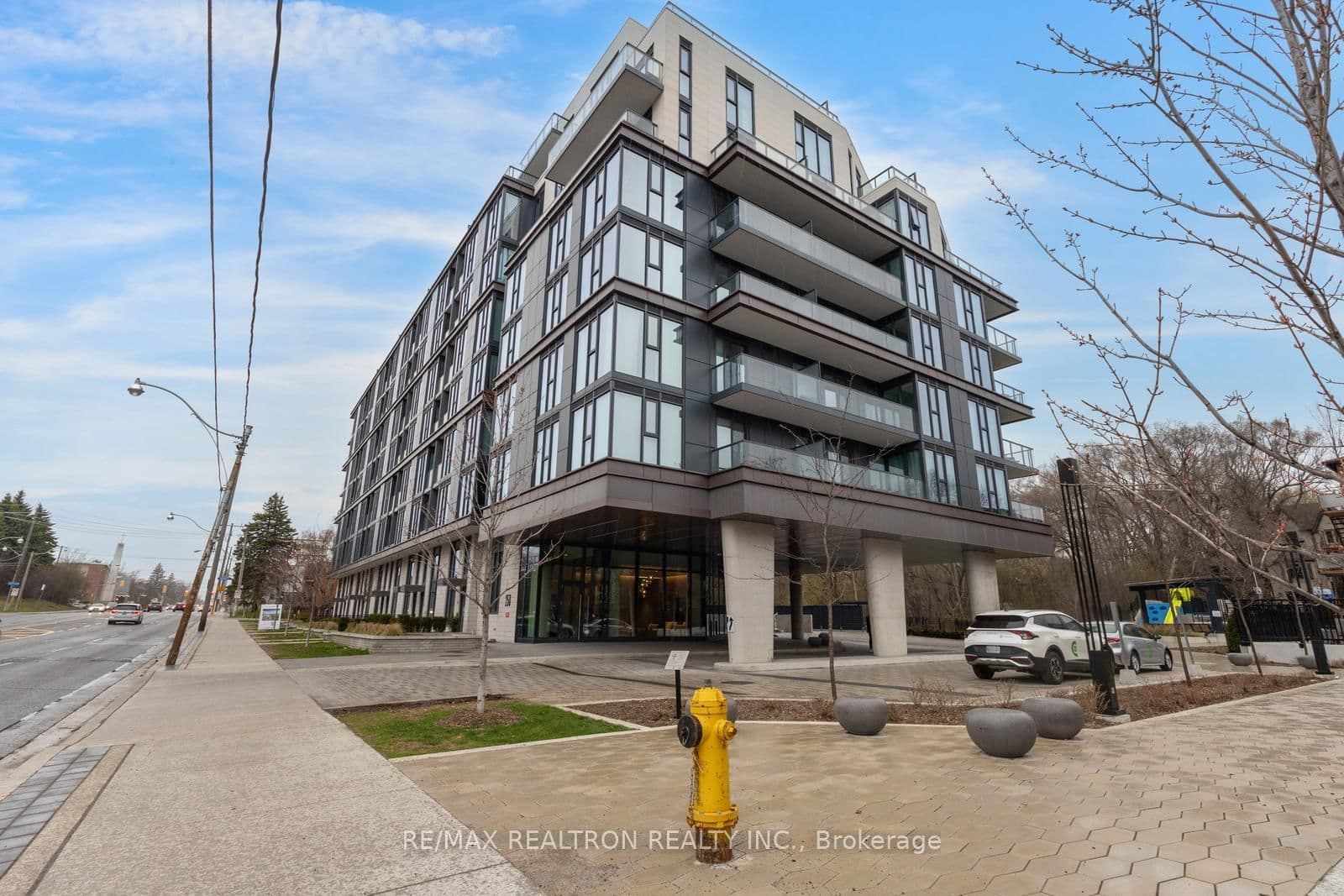 #416 - 250 Lawrence Avenue W