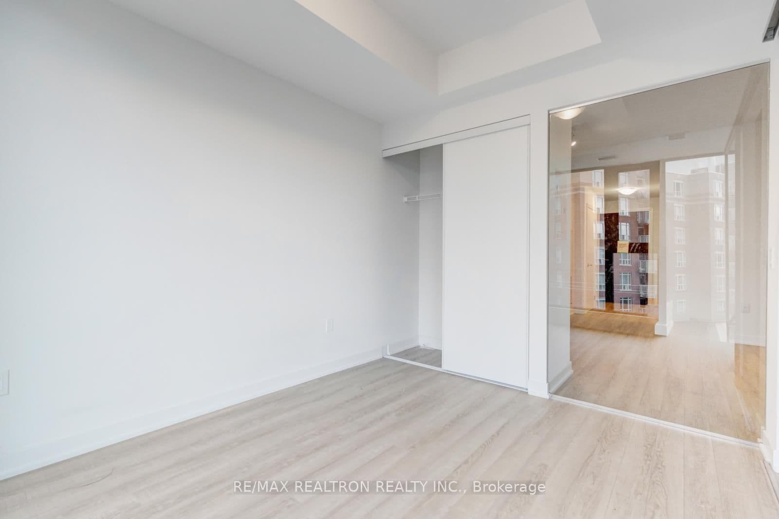 250 Lawrence Avenue W, Unit 416 thumbnail 22