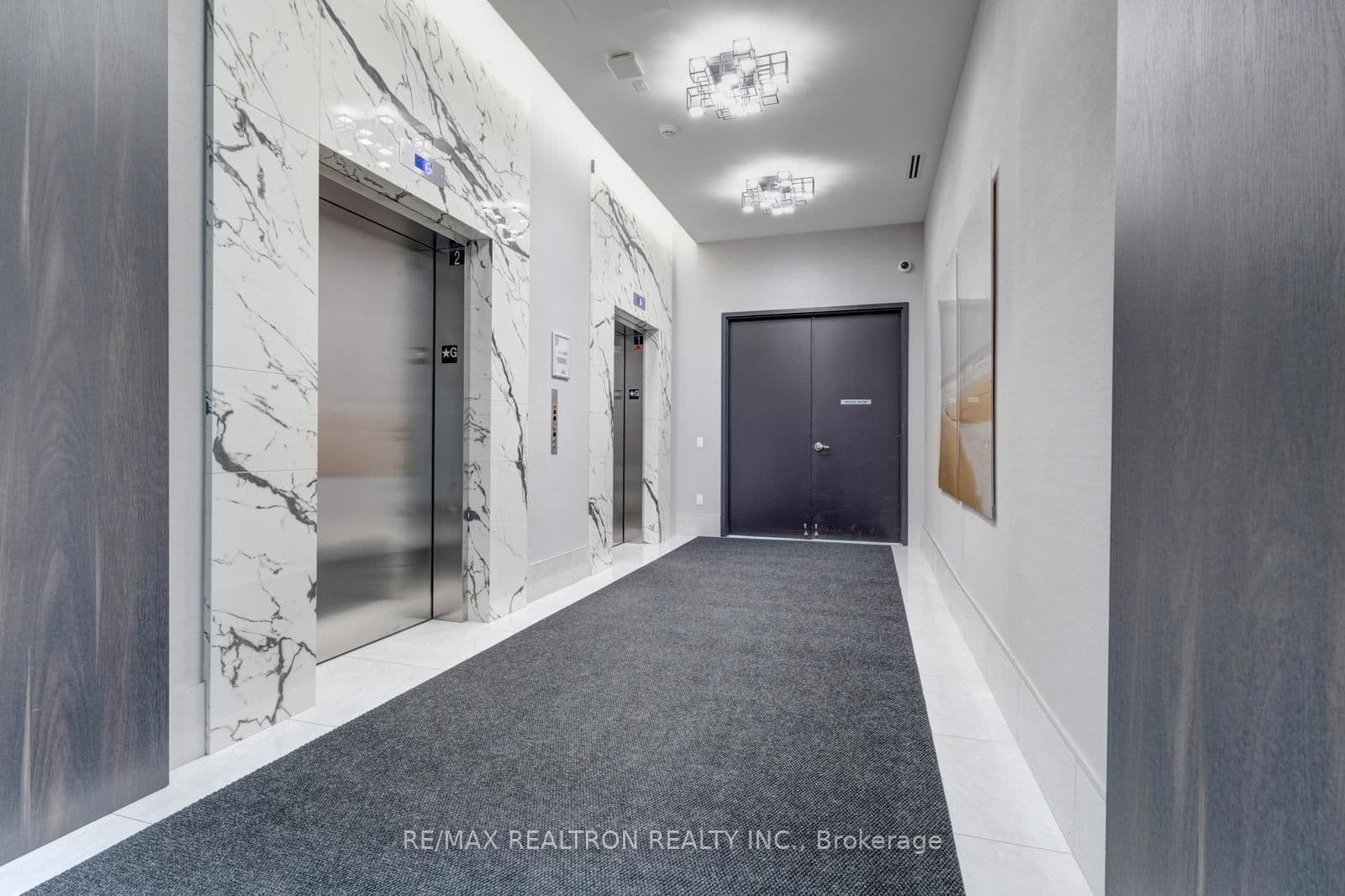 250 Lawrence Avenue W, Unit 416 thumbnail 6
