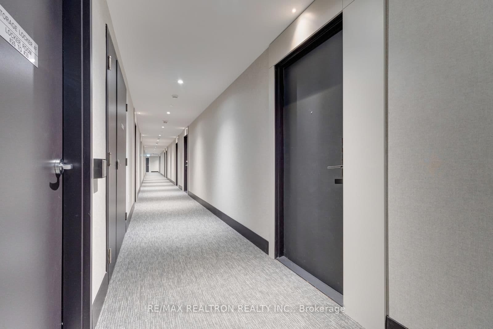 250 Lawrence Avenue W, Unit 416 thumbnail 8