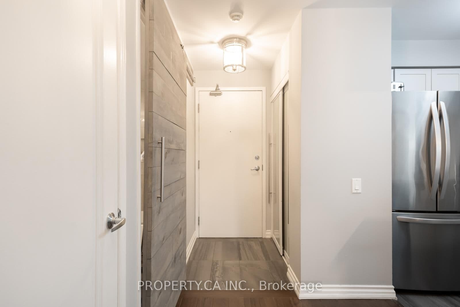60 St Clair Avenue W, Unit 202 thumbnail 13
