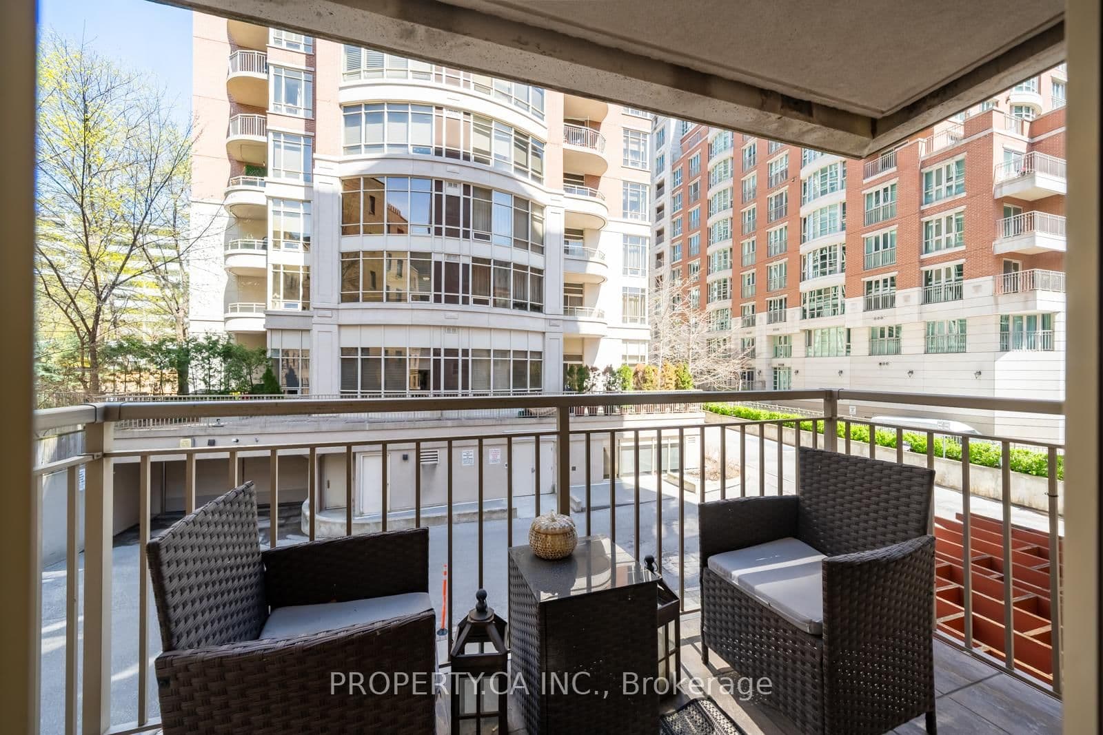 60 St Clair Avenue W, Unit 202 thumbnail 15