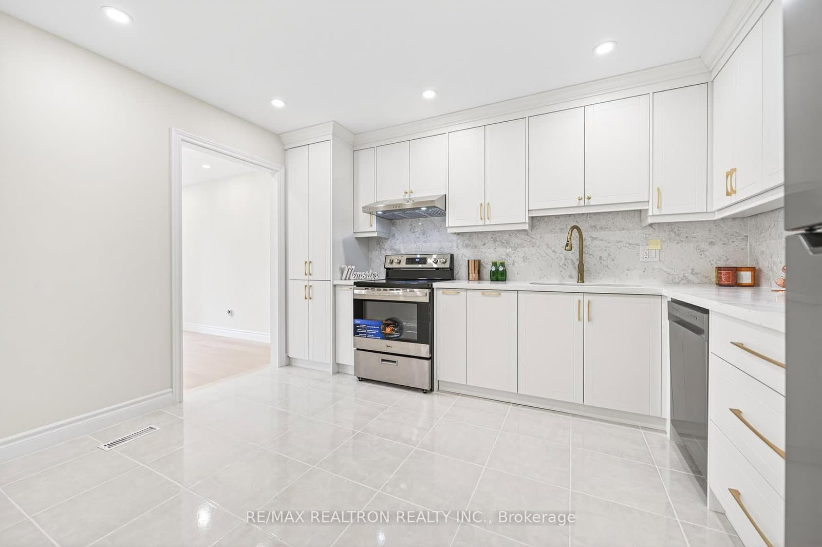 135 Scenic Mill Way, Unit 102 thumbnail 8