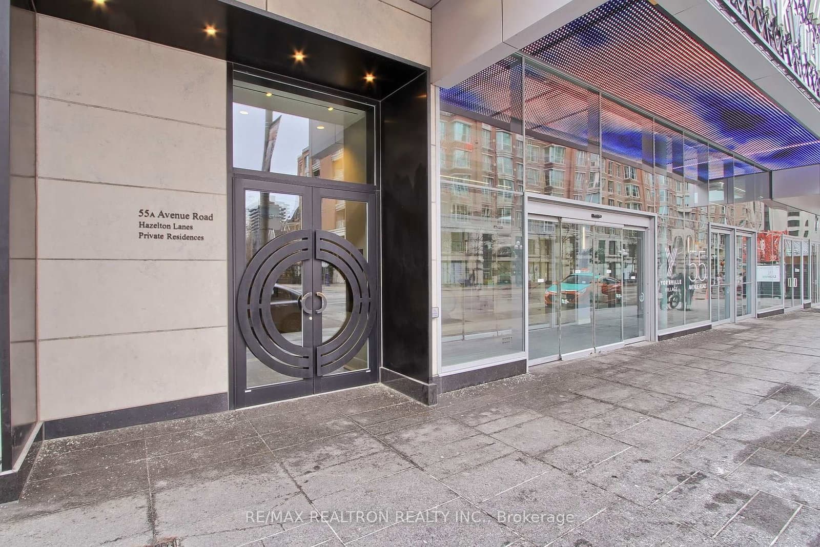 55A Avenue Road, Unit 406 thumbnail 2
