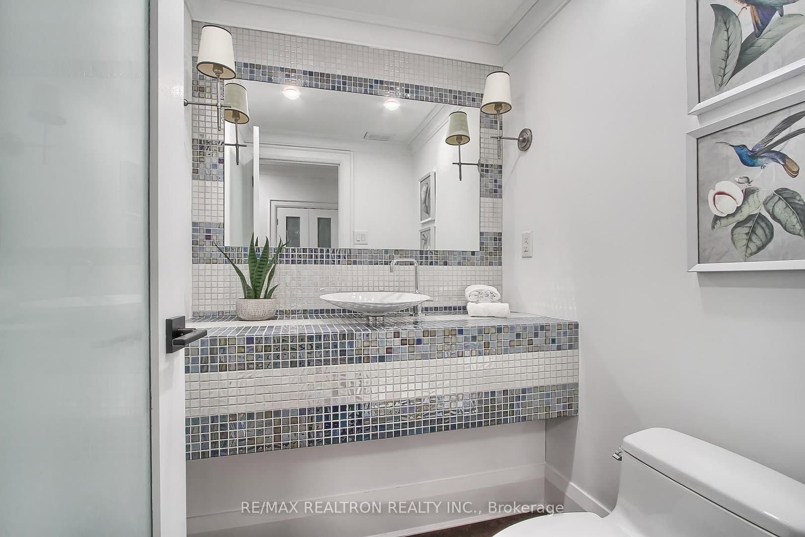 55A Avenue Road, Unit 406 thumbnail 27
