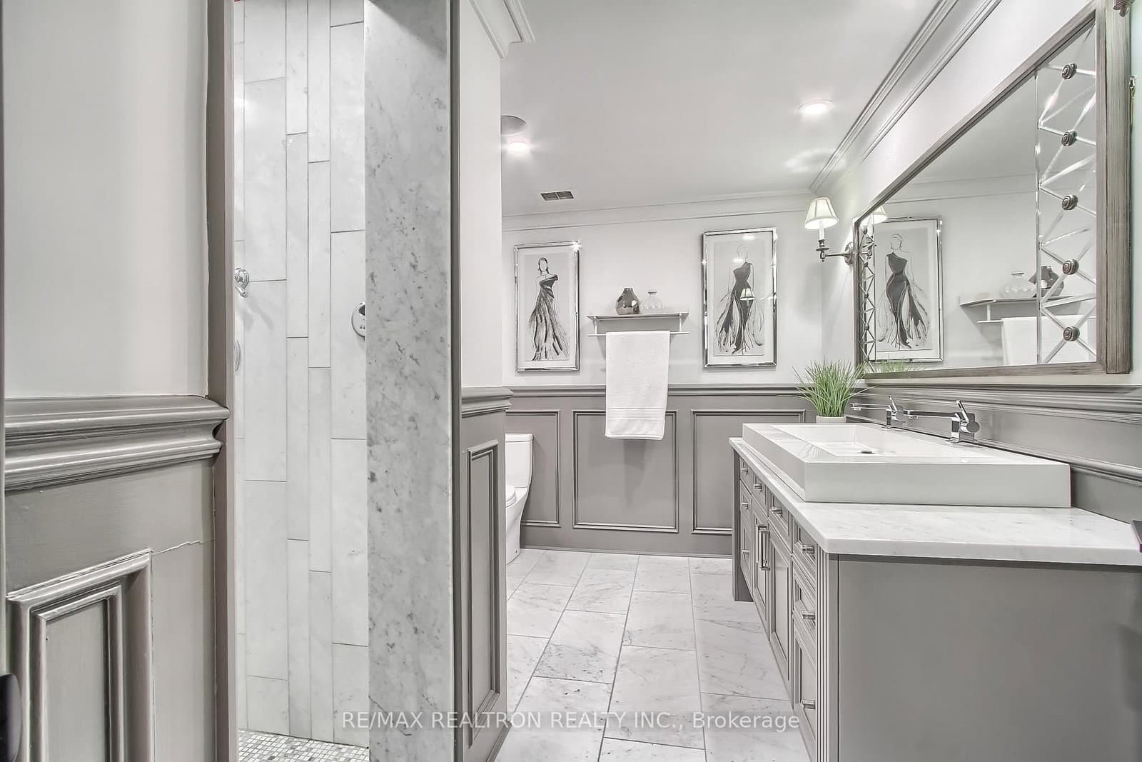 55A Avenue Road, Unit 406 thumbnail 36