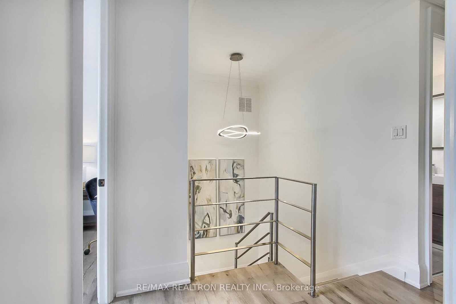55A Avenue Road, Unit 406 thumbnail 46