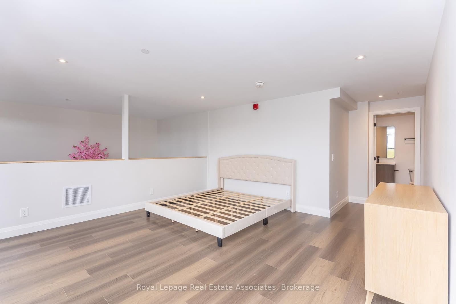 1000 Bathurst Street, Unit 401 thumbnail 21