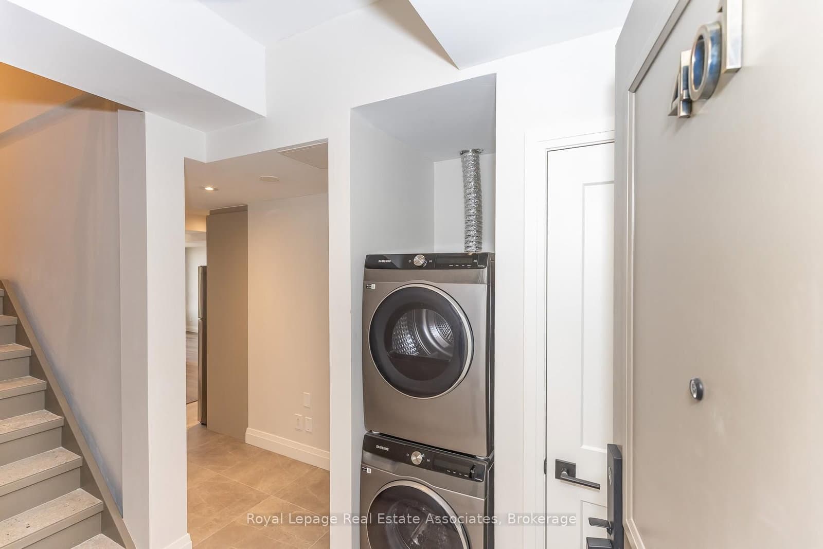 1000 Bathurst Street, Unit 401 thumbnail 3