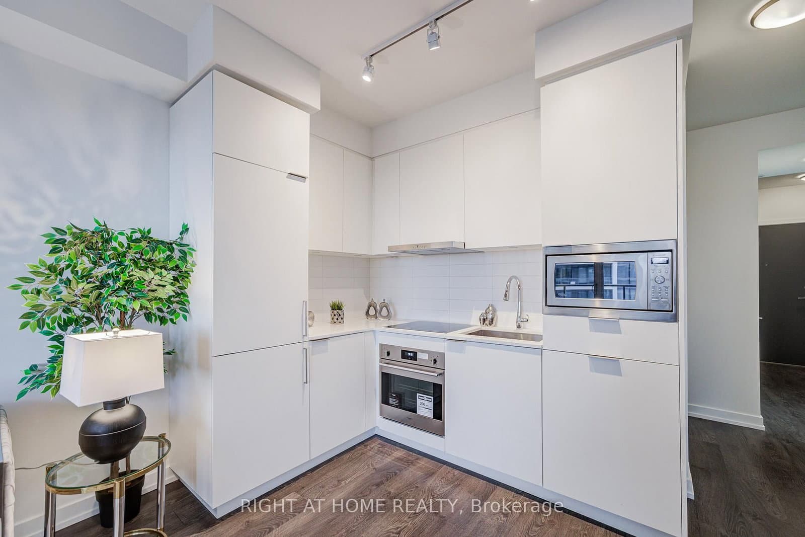 8 Olympic Garden Drive, Unit S2410 thumbnail 12